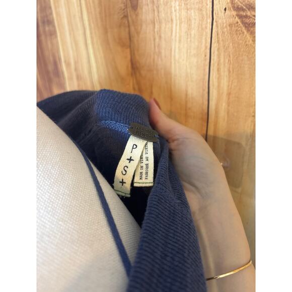 We The Free Oversized Dolman Lightweight Knit Sweater Top Dusty Blue Size S - Picture 5 of 8